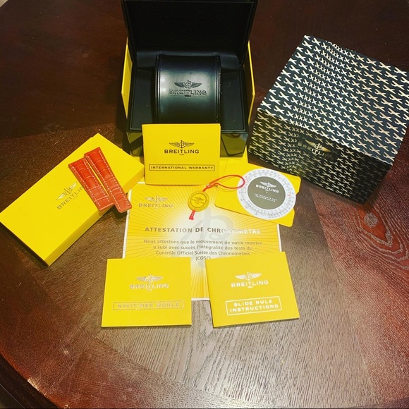 **SOLD**Breitling Navitimer World - Picture 5 of 8